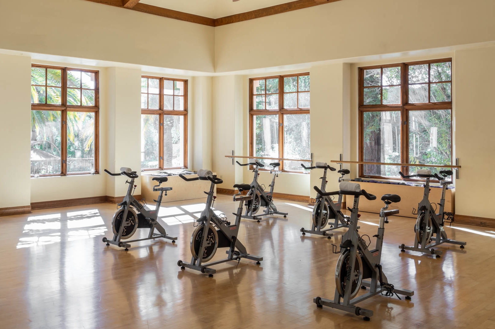 luxury spin bike class in sonoma